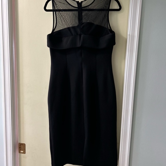 Calvin Klein sleeveless shift dress - Picture 2 of 5